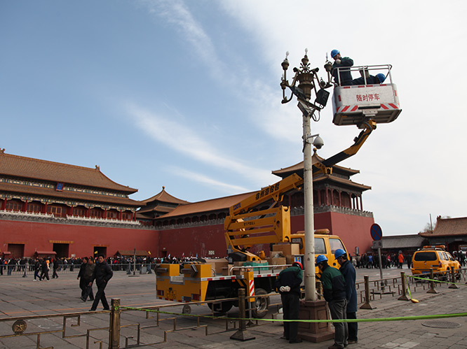 20米混合臂高空作业车北京故宫工作场景